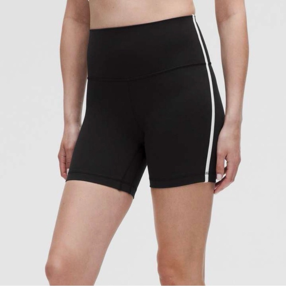 lululemon Align Side-Stripe Short 6” NWT Size 14 Black/White - Picture 2 of 6